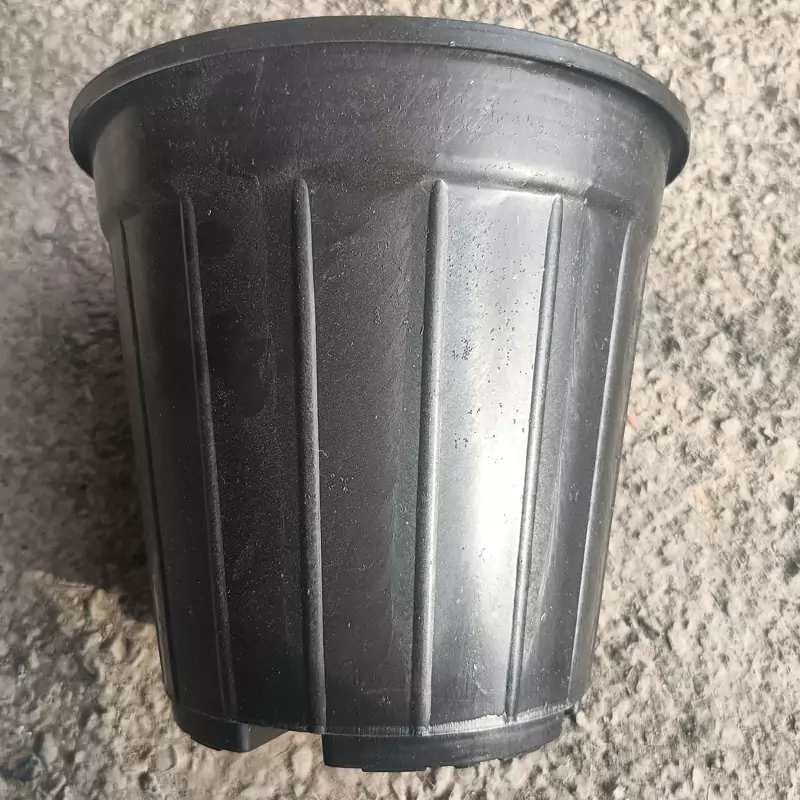 گلدان های پلاستیکی سایز ۴۰