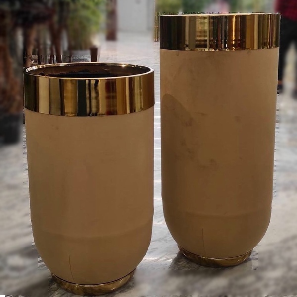 گلدان های پلاستیکی لبه‌ طلایی