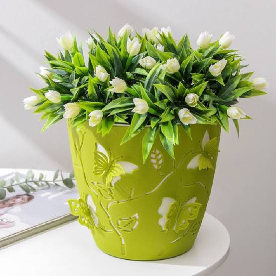 گلدان های پلاستیکی گلپونه