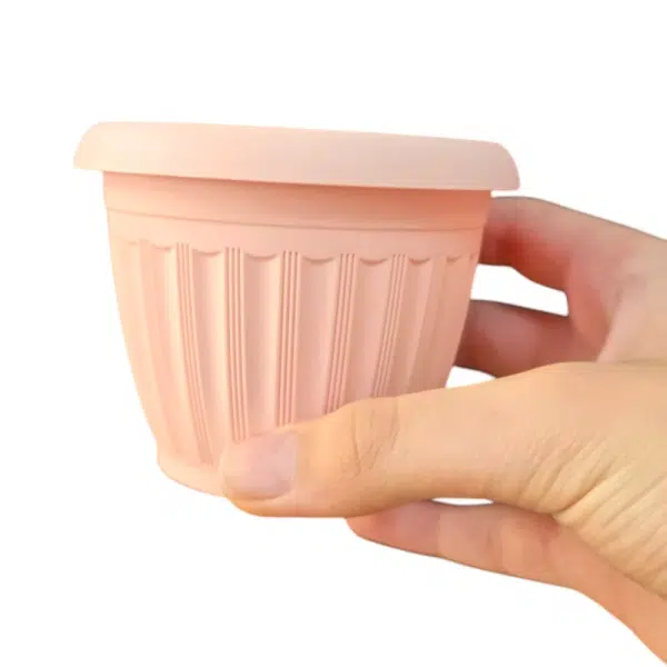 گلدان پلاستیکی