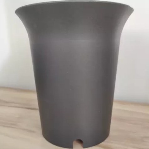 گلدان پلاستیکی