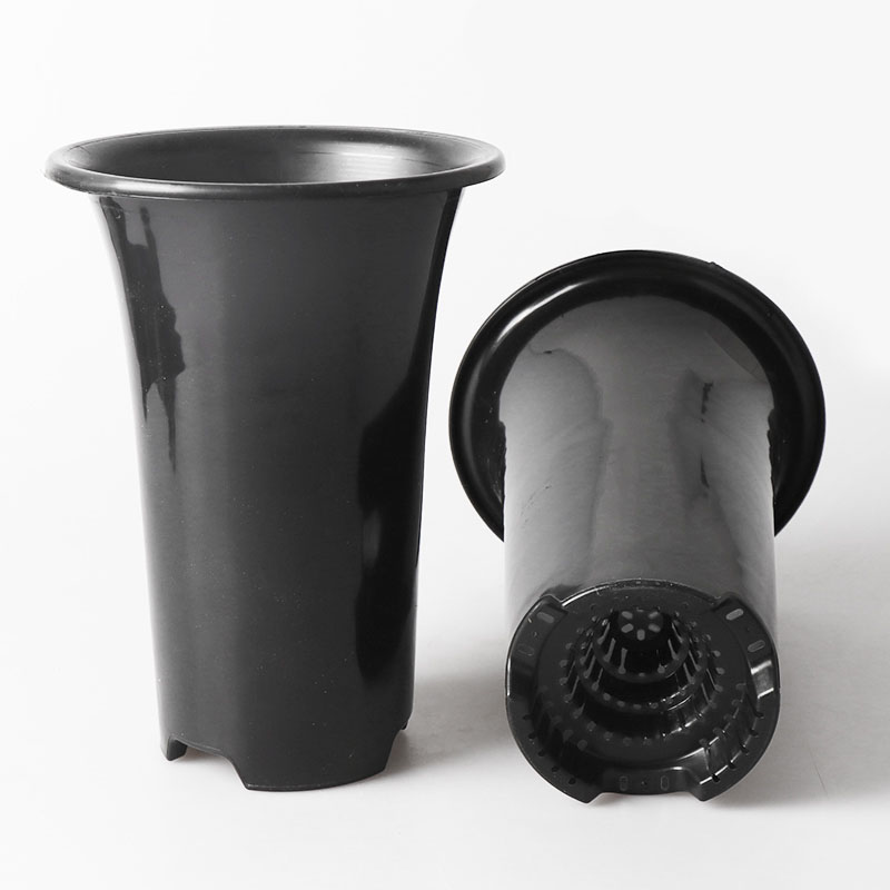 گلدان‌ های پلاستیکی بلند