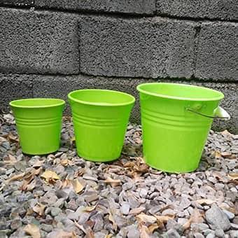 گلدان پلاستیکی