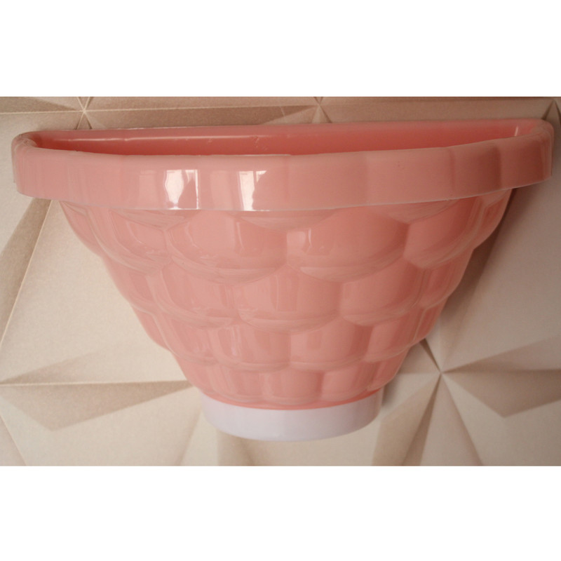 گلدان‌ پلاستیکی